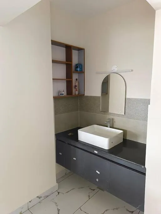 아파트 Sky Oasis: Luxe 3Bhk Apartment. 트리반드룸