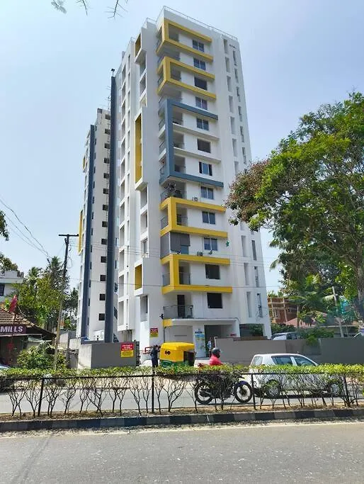 Sky Oasis: Luxe 3Bhk Apartment. Thiruvananthapuram Apartment